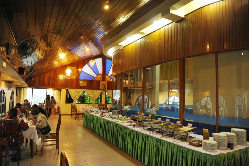 Silver Swan Hotel Mandalay Exterior photo